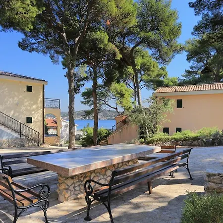 Apartments And Rooms By The Sea Rogoznica - 3266 Guest house Rogoznica (Sibenik-Knin)