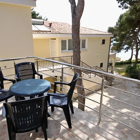 Гостевой дом And By The Sea - 3266 3*