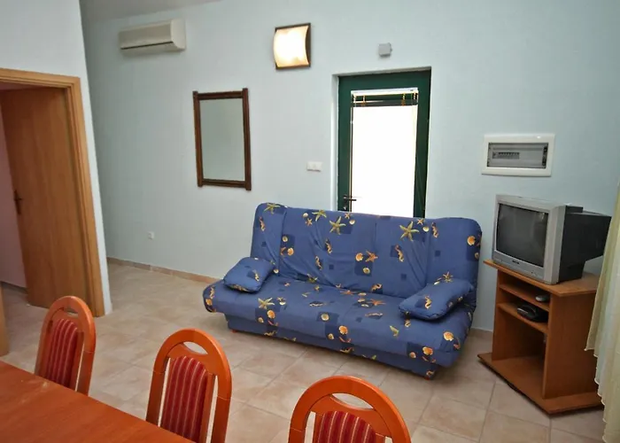 And By The Sea - 3266 3* Rogoznica (Sibenik-Knin)