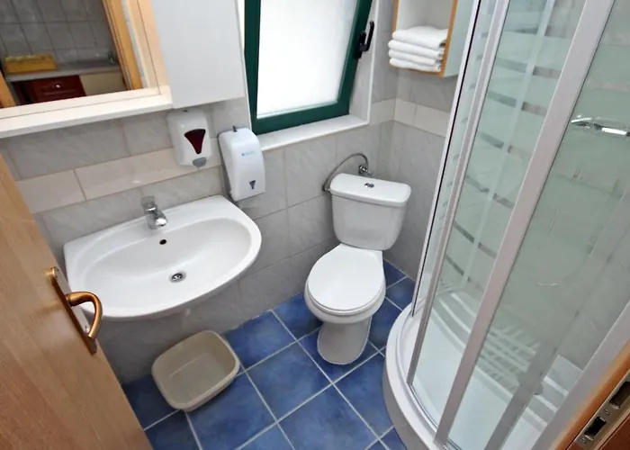 Gasthuis And By The Sea - 3266