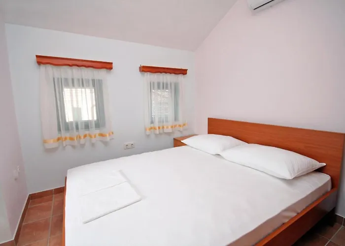 And By The Sea - 3266 Pensjonat