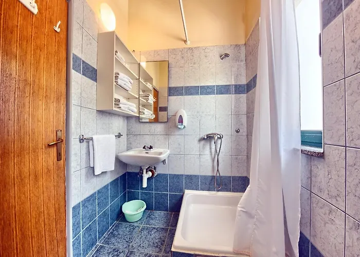 Gasthuis And By The Sea - 3266 3*